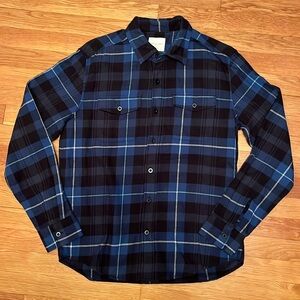 American Eagle Flannel Shirt Size Medium